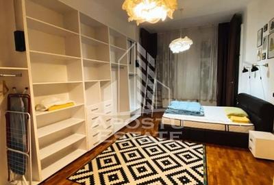 Apartament cu 3 camere, zona Centrala, Cladire Istorica - 2
