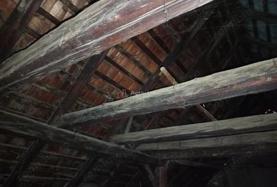 Casă cu Teren 243 Mp în Vest - 9