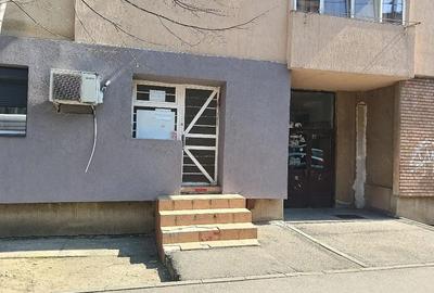 Spațiu comercial, de 23 mp, în Central - 6