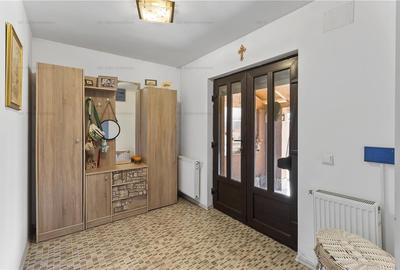 Casa/ Vila superba cu 5 camere si 922 mp teren Harman Brasov - 13