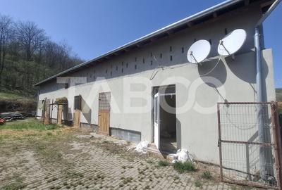 Casă individuală cu 4 camere cu Canalizare în Slimnic - 4