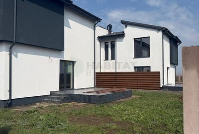 Casă cu 3 camere cu Teren 220 Mp în Central - 2