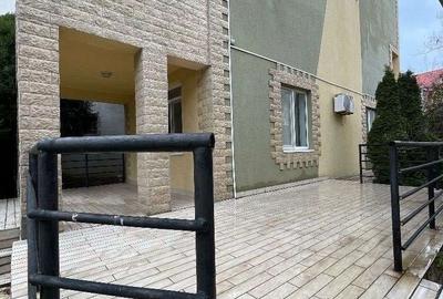 Casă cu 8 camere cu Teren 300 Mp în Nord - 15