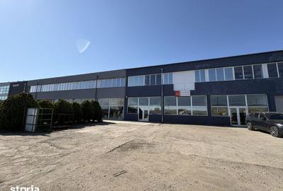 Spațiu comercial, de 530 mp, în Central - 4