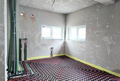 Apartament cu 4 camere semidecomandat în Someșeni