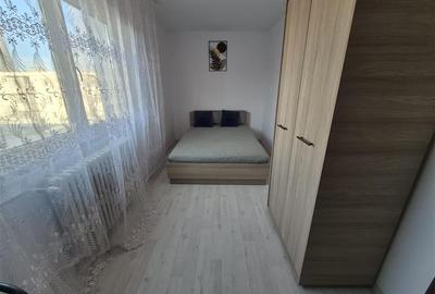 Apartament cu 2 camere semidecomandat, mobilat în Podu Roș - 3