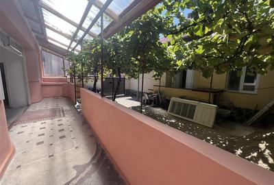 RECO, Doua case, zona  ultracentral, singur in curte, Oradea - 7