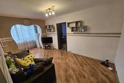 Apartament cu 2 camere nedecomandat, mobilat în Micro III - 2