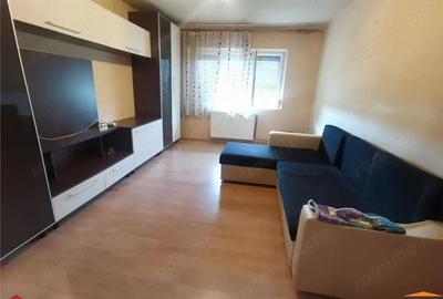 Inchiriez apartament 3 camere, centrala gaz-Alfa