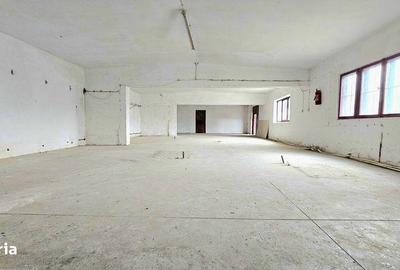 Apartament cu 3 camere în Central - 1