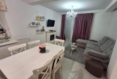 Apartament cu 3 camere semidecomandat în Șelimbăr