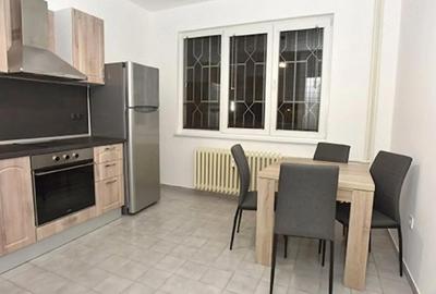 Garsonieră nedecomandată în Titan