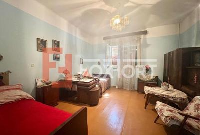 Casa de vanzare la curte comuna Zona Lunei - COMISION 0% - 10