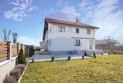 Casă cu 5 camere cu Teren 505 Mp în Hălchiu - 5