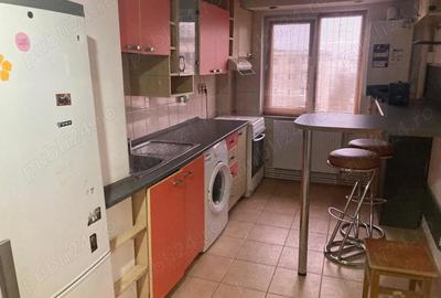 Apartament cu 2 camere decomandat în Tomis III - 4