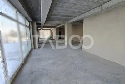 Spațiu comercial, de 169 mp, în Periferie - 2