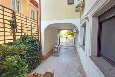 Casa 7 camere - 232 s.u. - Piata Domenii - comision 0% - 2
