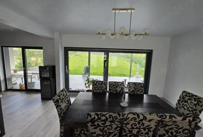 Casă cu 3 camere cu Teren 400 Mp în Central - 2