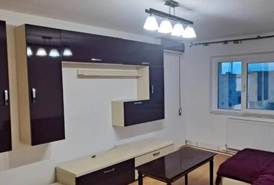 Apartament cu 2 camere decomandat în Gara
