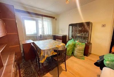 NORD - 22 decembrie, Apartament 2 cam, etaj 3, bucatarie mare, bloc 1980 - 5