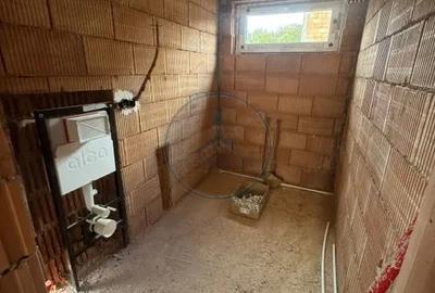Casă cu 4 camere cu Teren 350 Mp în Central - 15