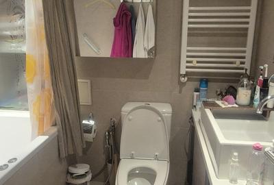 Apartament cu 3 camere decomandat, mobilat în 1 Mai - 19