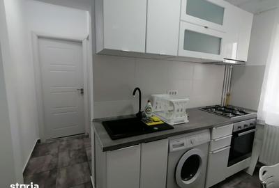 Apartament cu 2 camere decomandat în Tomis Nord - 11