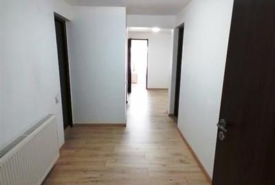 Casă individuală cu 7 camere cu Teren 1000 Mp în Central - 19