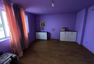 Casă cu 4 camere în Central - 3