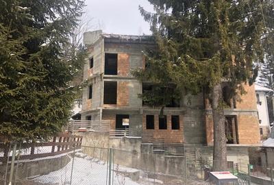 Pensiune/vila/birouri ultracentral Sinaia, 5 niveluri, 4 loc. parcare Pensiune/vila/birouri ultracentral Sinaia, 5 niveluri, 4 loc. parcare - 4