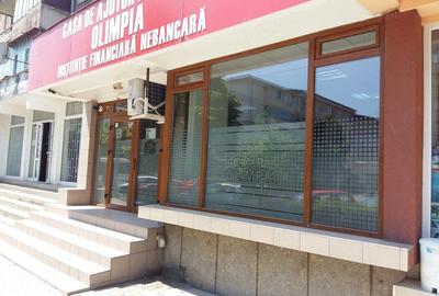 Spațiu comercial, de 70 mp, în Central - 3