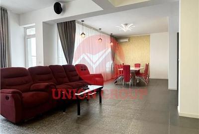 Apartament cu 4 camere în Nord