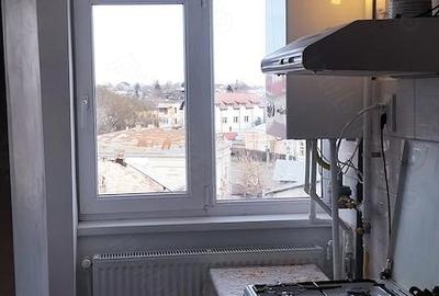 Garsonieră decomandată în Central - 4