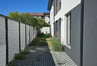 Duplex cu 5 camere cu Canalizare în Bucureștii Noi - 38