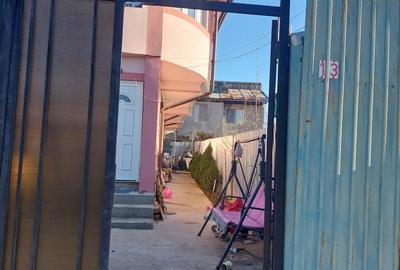 Casă cu 5 camere cu Teren 188 Mp în Central