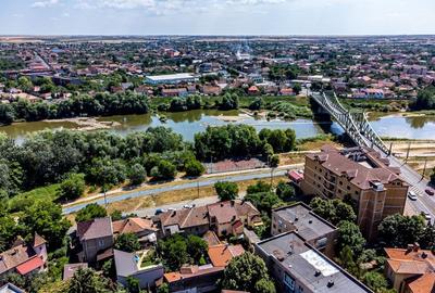 Casă pe Faleza Mureșului - 1