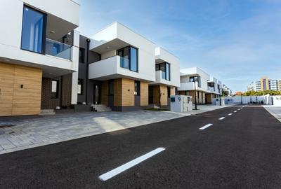 Casă cu 5 camere cu Teren 243 Mp în Central - 2