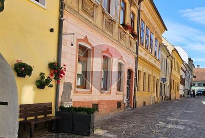Apartament cu 2 camere semidecomandat în Centrul Istoric - 2