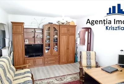 Apartament cu 2 camere de vanzare - Zona Solidarita?ii - 1