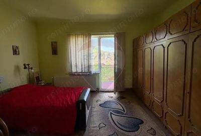 Casă cu 5 camere cu Teren 741 Mp în Mediaș - 5