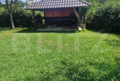 Casă cu 4 camere cu Canalizare în Bran - 11