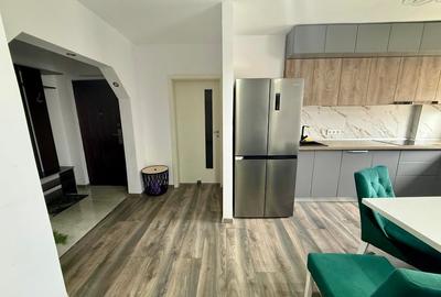 Vând apartament cu 3 camere, 80 mp, cu parcare - 4