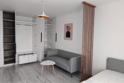 Garsonieră decomandată în Central - 2