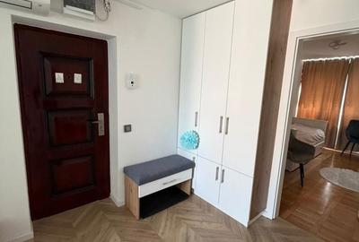 Apartament cu 3 camere decomandat în Central - 2