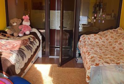 Apartament cu 3 camere semidecomandat în Decebal - 5