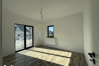 Casă cu 4 camere decomandat cu Teren 440 Mp în Miroslava