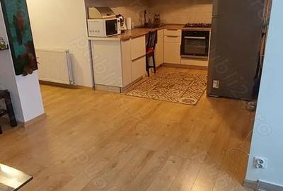 Casă în 16 Februarie - 7