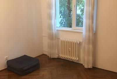 Apartament cu 4 camere semidecomandat, mobilat în Titan - 9