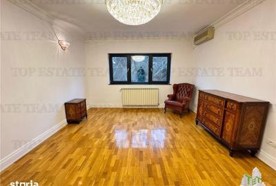 Casă cu 7 camere cu Teren 300 Mp în Central - 9