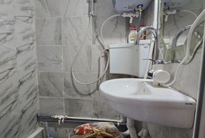 Garsonieră în Vest - 2